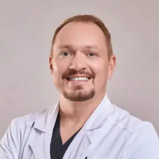 Dr. Alexander Knigavko