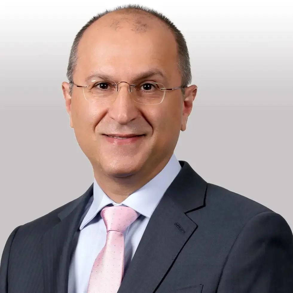 Dr. Siamak Bakhtiari